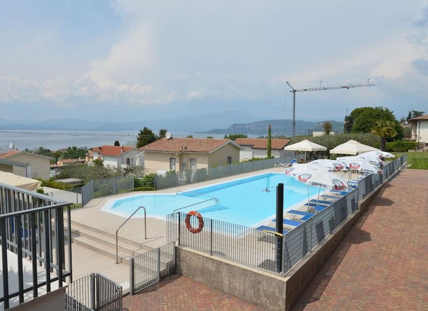 Kolam Foto