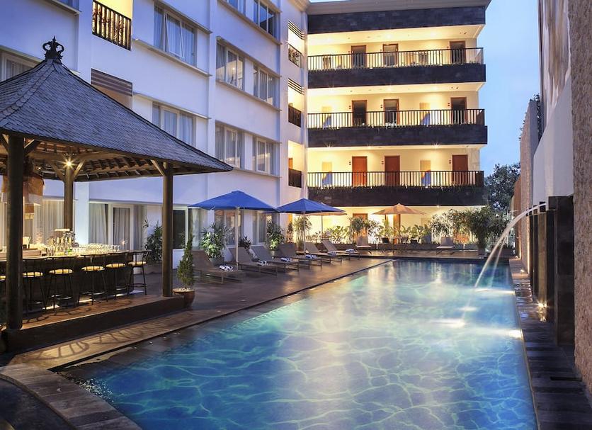 Kolam Foto
