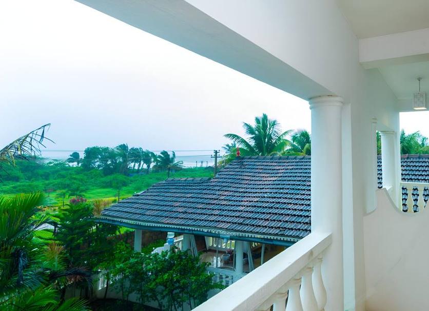 Pemandangan luar Foto