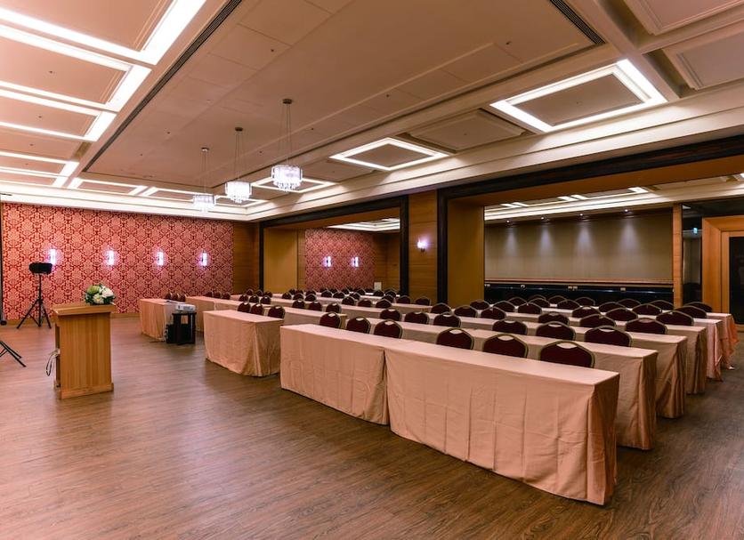 Ruang konferensi Foto