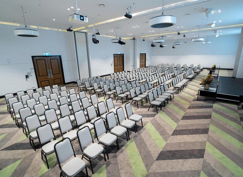 Ruang konferensi Foto