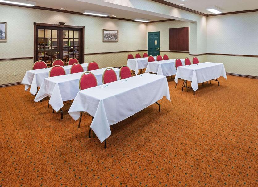 Ruang konferensi Foto