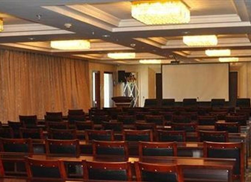 Ruang konferensi Foto
