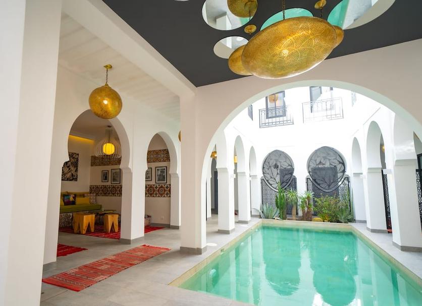 Kolam Foto
