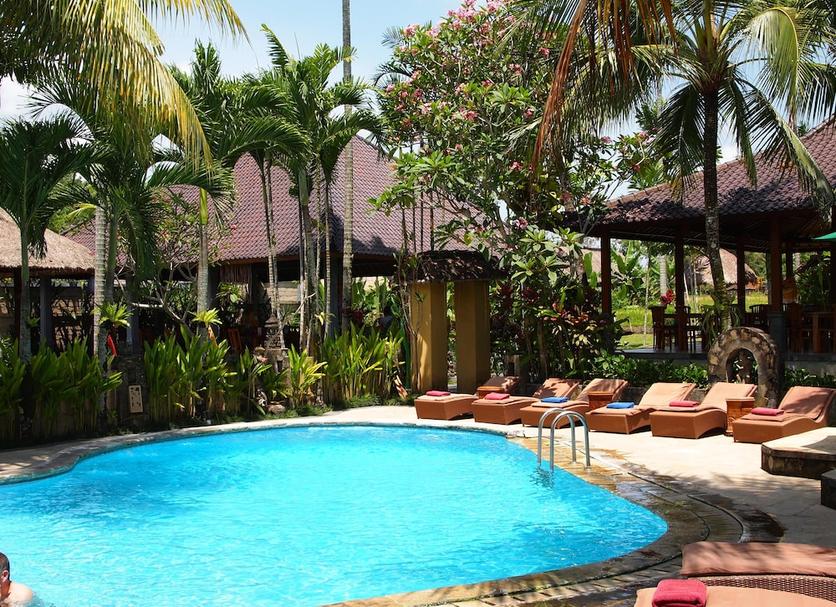 Kolam Foto