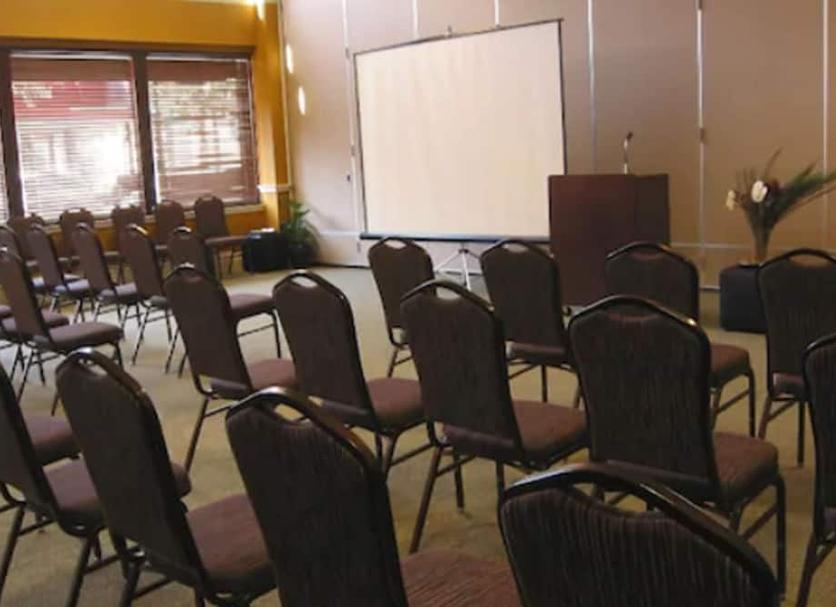 Ruang konferensi Foto