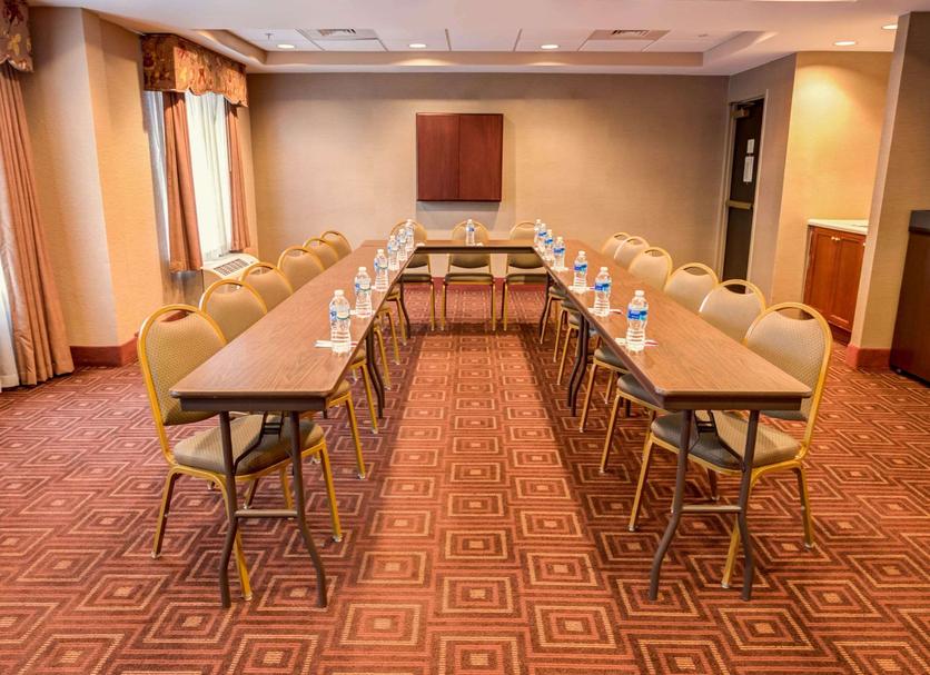 Ruang konferensi Foto