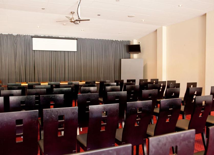 Ruang konferensi Foto