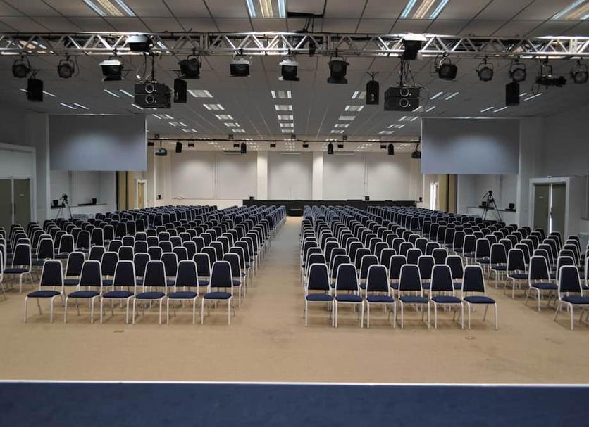 Ruang konferensi Foto