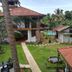 Pemandangan luar