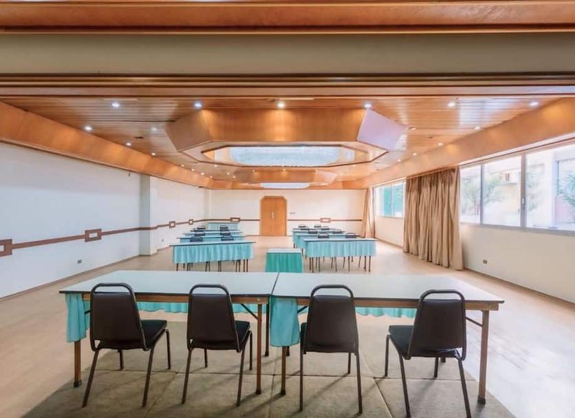 Ruang konferensi Foto