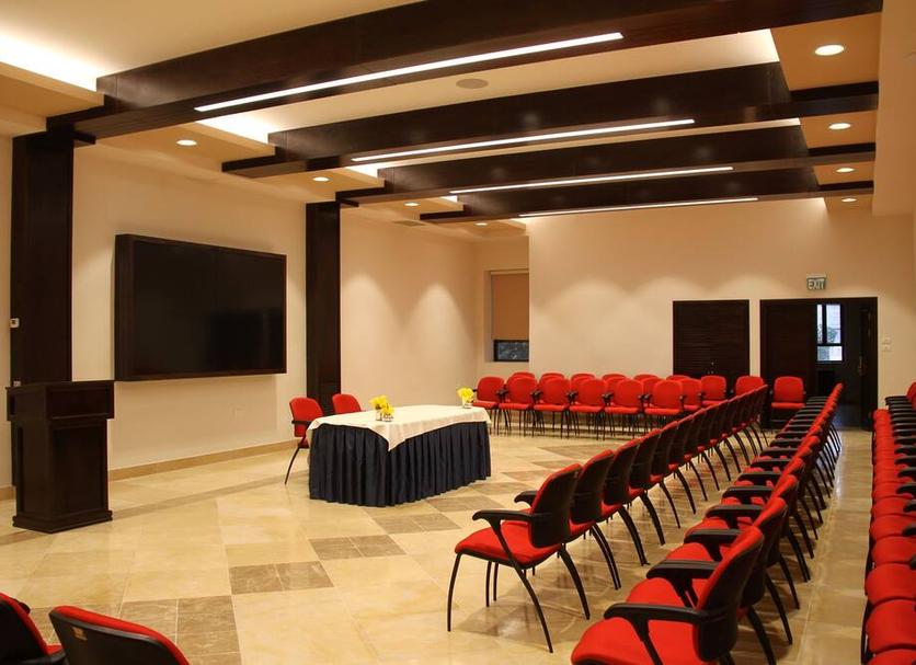 Ruang konferensi Foto