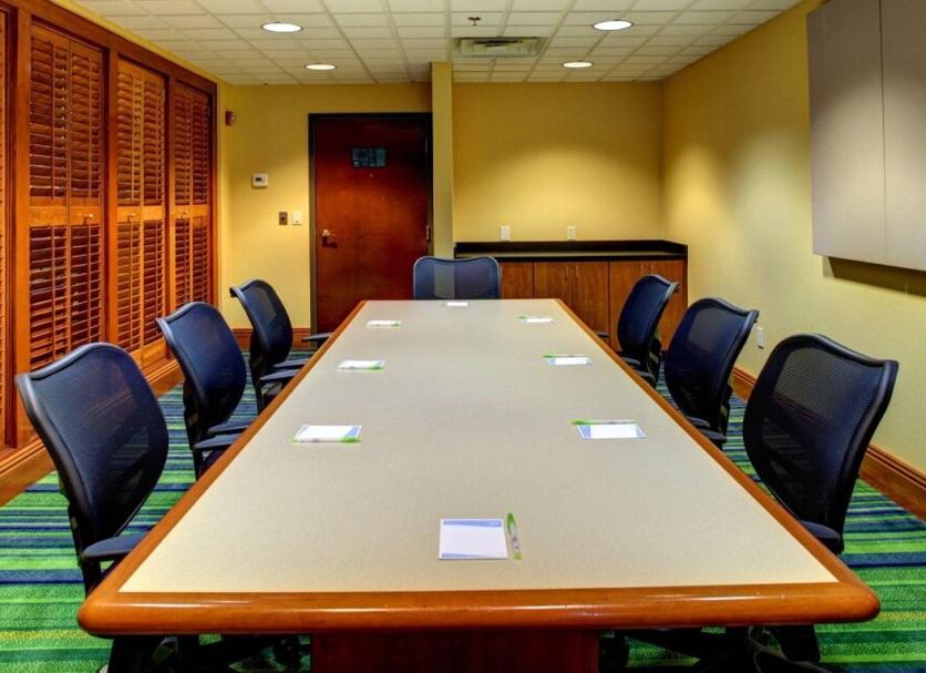 Ruang konferensi Foto