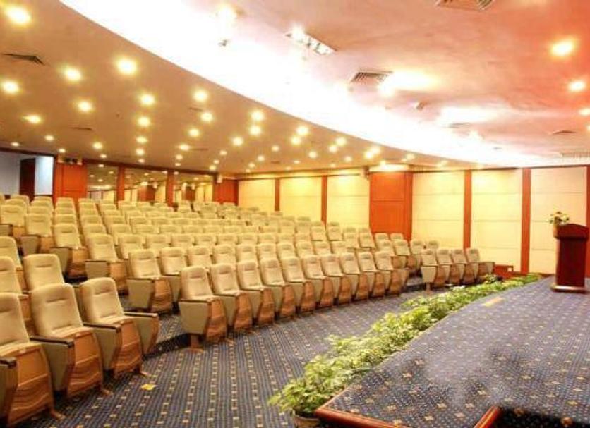 Ruang konferensi Foto