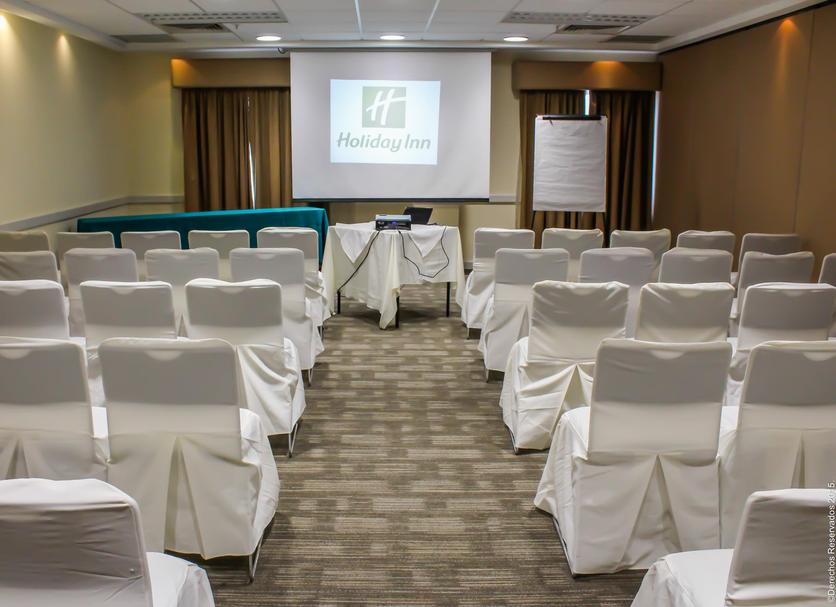 Ruang konferensi Foto