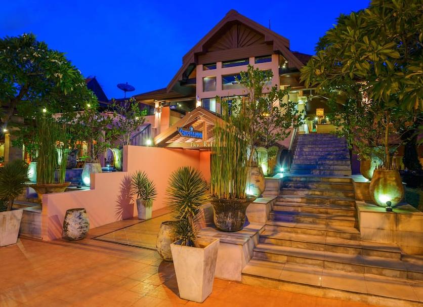 Pemandangan luar Foto