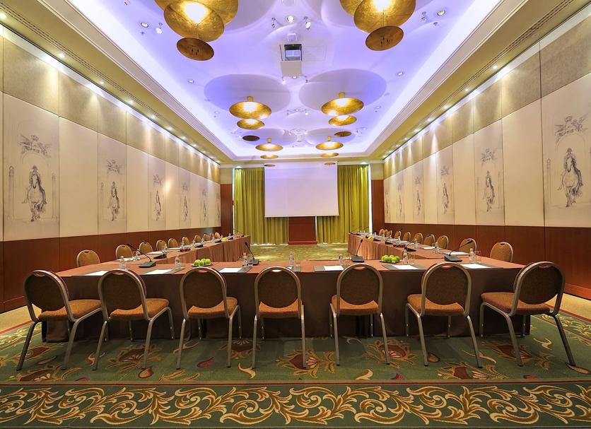 Ruang konferensi Foto