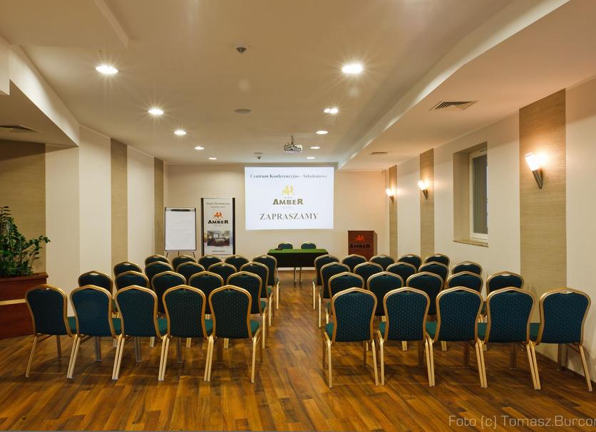 Ruang konferensi Foto