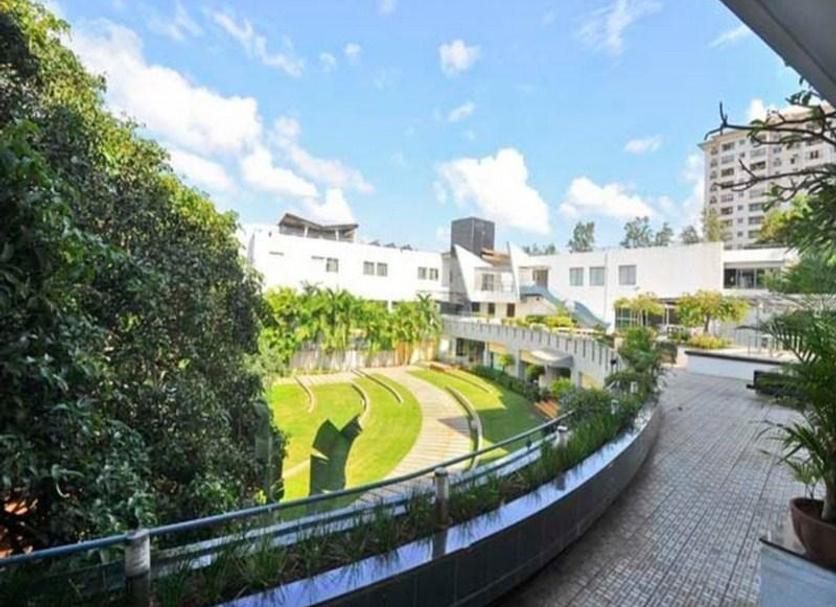 Pemandangan luar Foto