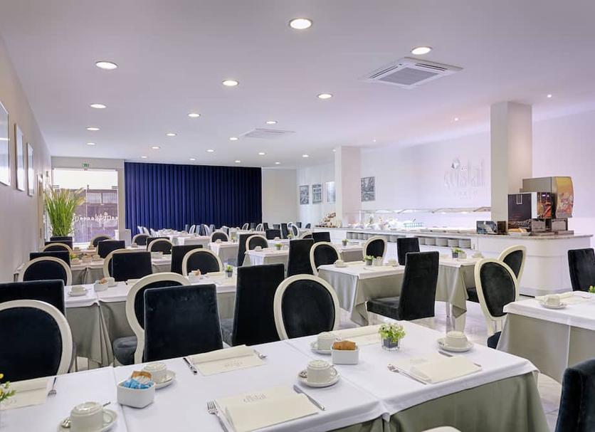 Ruang konferensi Foto