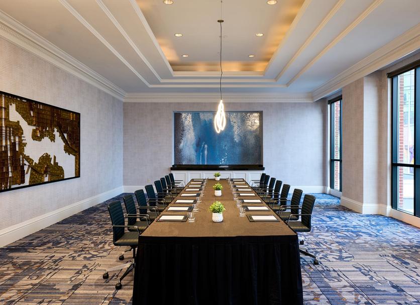 Ruang konferensi Foto