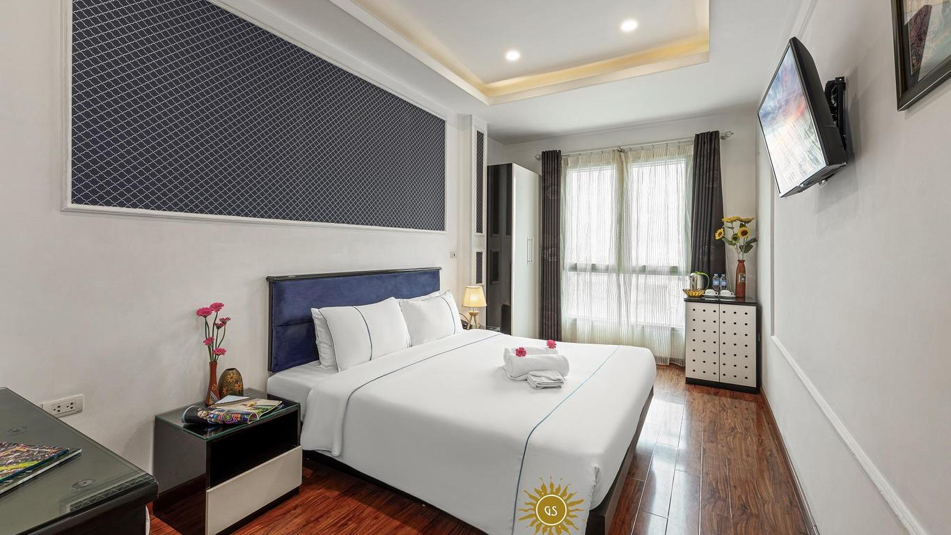 Golden Sun Hotel