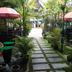 Pemandangan luar