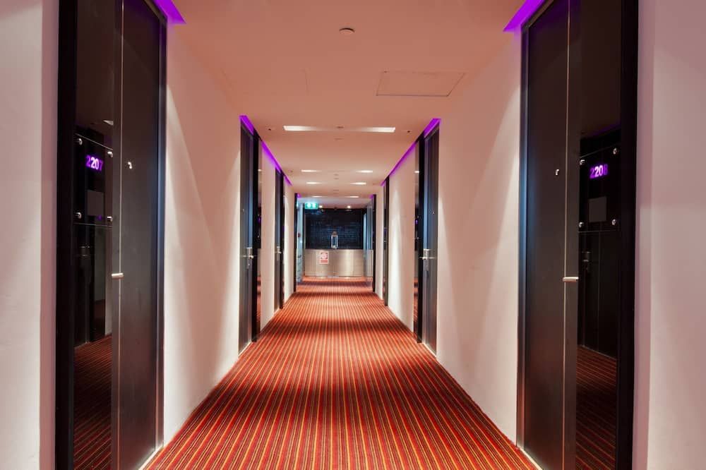 Lorong