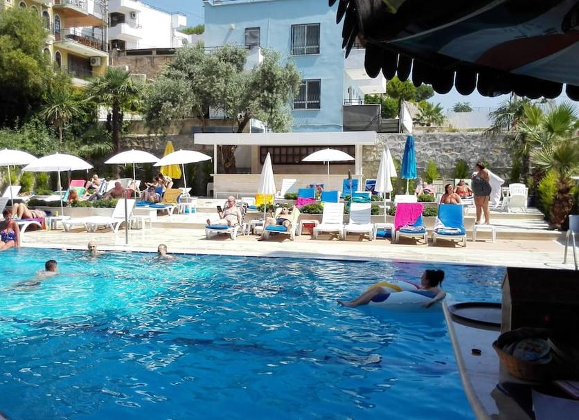 Kolam Foto