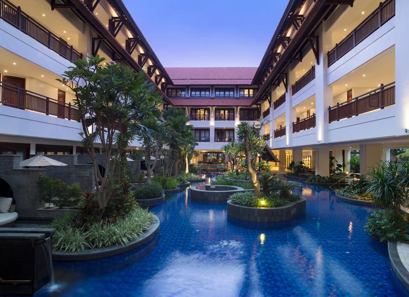 Kolam Foto