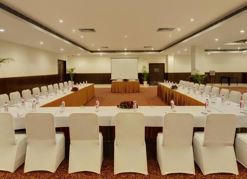 Ruang konferensi Foto