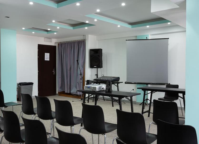 Ruang konferensi Foto
