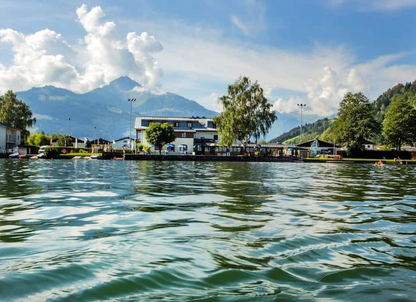 Pemandangan luar Foto
