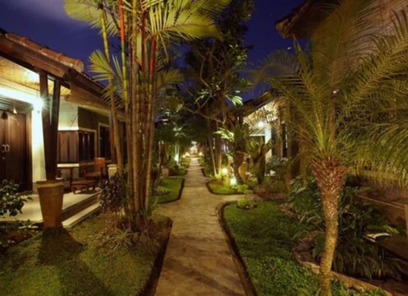 Pemandangan luar Foto
