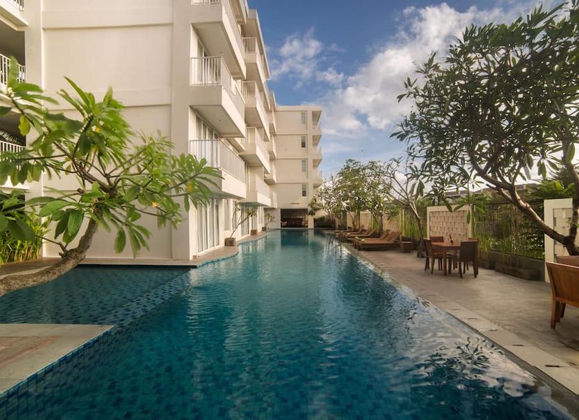 Kolam Foto