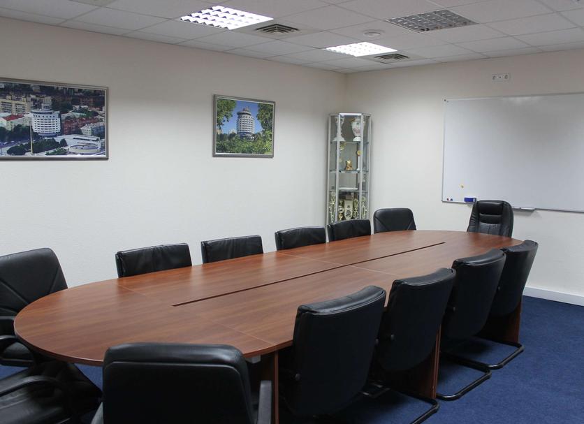 Ruang konferensi Foto