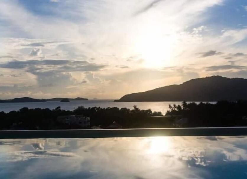 Pemandangan luar Foto