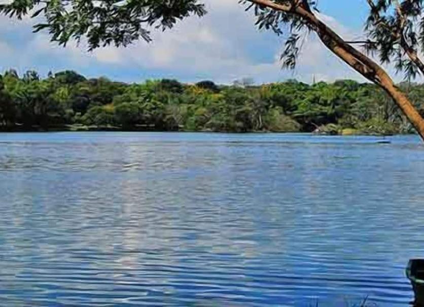 Pemandangan luar Foto