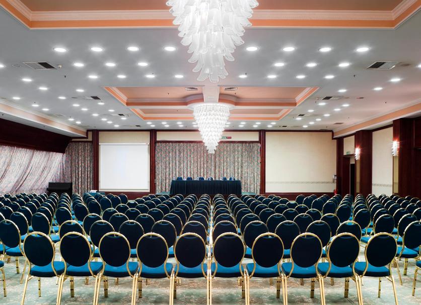 Ruang konferensi Foto