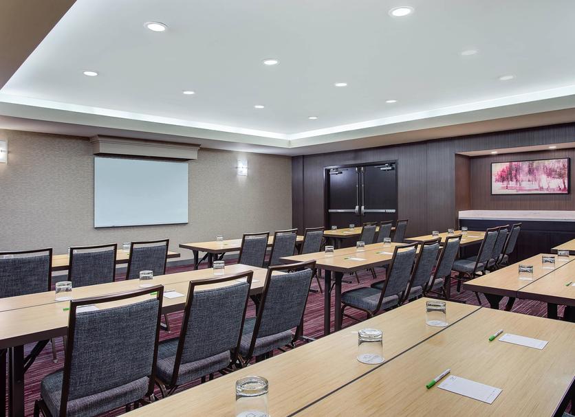 Ruang konferensi Foto