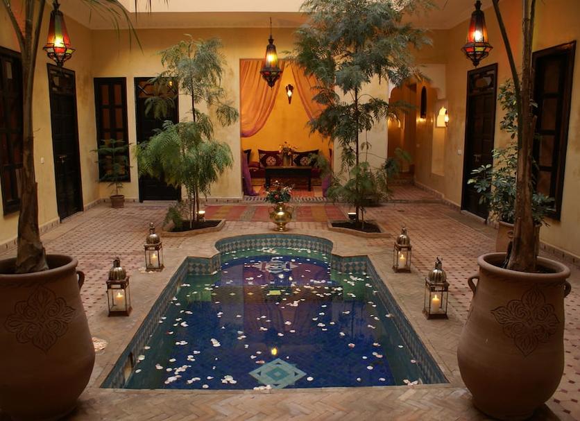 Kolam Foto