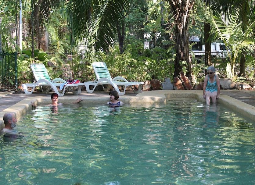 Kolam Foto