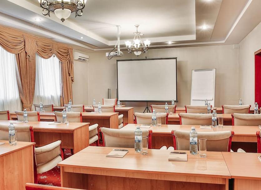 Ruang konferensi Foto