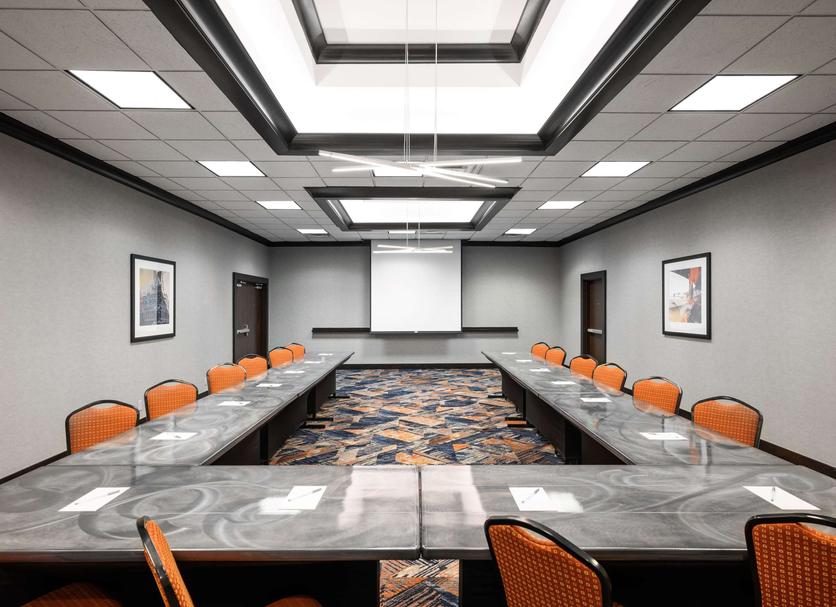 Ruang konferensi Foto