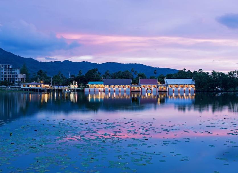 Pemandangan luar Foto