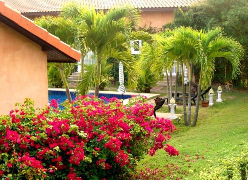 Pemandangan luar Foto