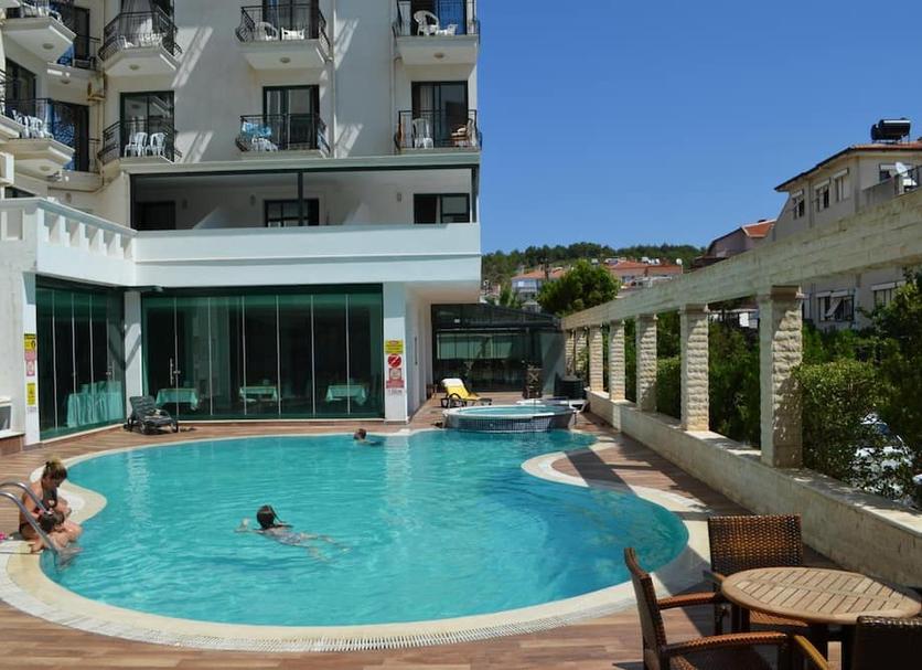 Kolam Foto