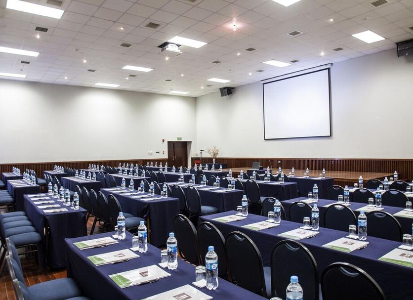 Ruang konferensi Foto