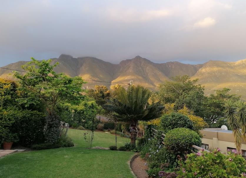 Pemandangan luar Foto