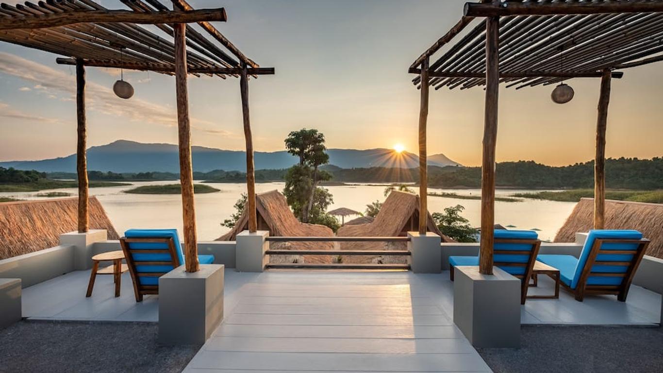 The Sanctuary Nam Ngum Beach Resort